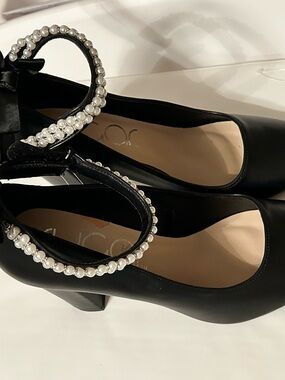NWT Sugar Rimmy Black Pearl-Embellished Ankle-Strap Pumps size 11 Bow